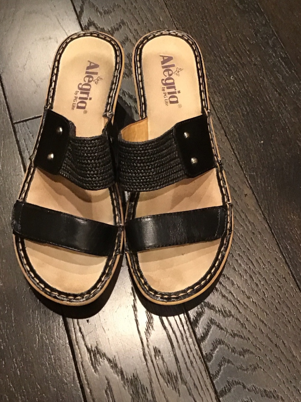 Alegria Black Double-Strap Slide Sandals. 38.